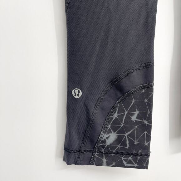 Lululemon Run: Inspire Crop II Full-On Luxtreme Star Crushed Coal Black Size 4 - Picture 10 of 12
